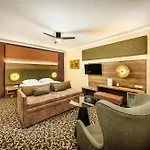 Gutenbrunn Thermen & 4* Baden