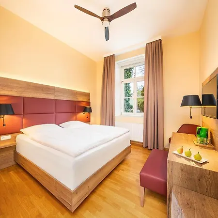 Hotel Gutenbrunn Thermen & 4*