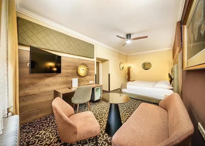 酒店 Gutenbrunn Thermen & 4*